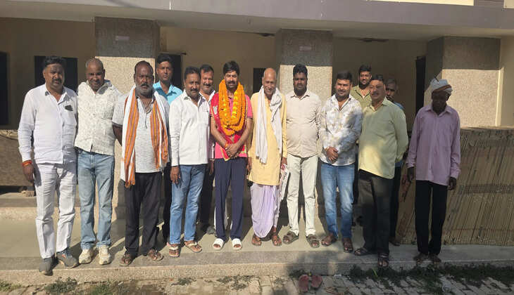 प्रभाकर दुबे को भाजपा प्रदेश कार्यसमिति में मिली जगह, घघसरा में खुशी की लहर