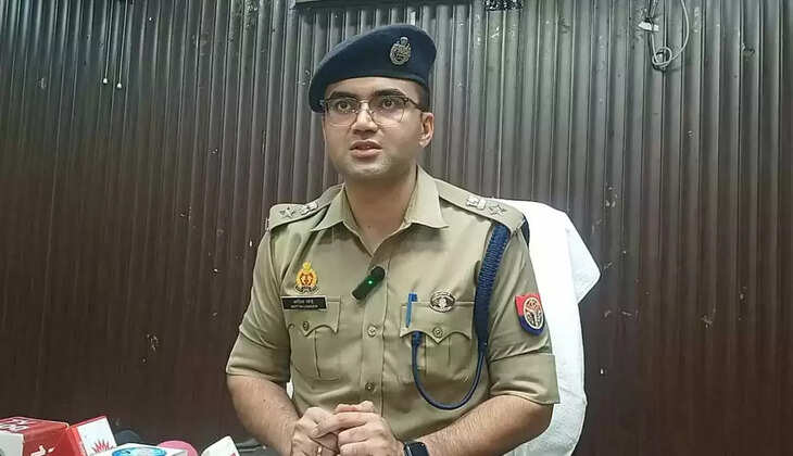चंदौली SP आदित्य लांघे ने जिले में क़ानून व्यवस्था सुदृढ़ करने के&nbsp;कार्य क्षेत्र में किये परिवर्तन..