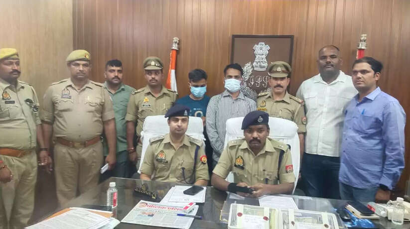 वाराणसी में फाइनेंस कंपनी में हुई चोरी का 24 घंटे के अंदर हुआ खुलासा, चोरी की गई तिजोरी, पैसा, सहित दो अभियुक्त गिरफ्तार