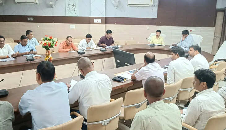 निर्माण कार्यों की गुणवत्ता पर भी रहेगी नजर, धीमी गति वाली परियोजनाओं में तेजी लाने के निर्देश