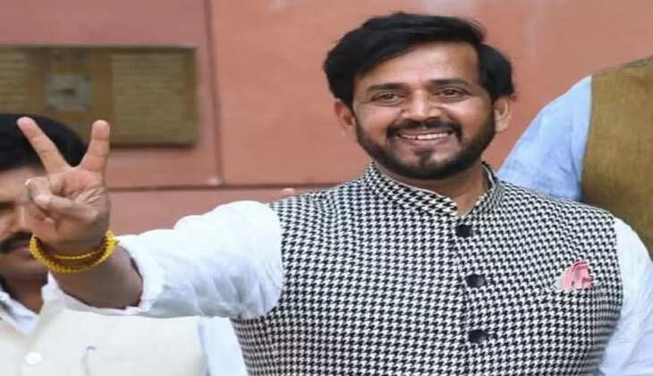गोरखपुर सांसद रवि किशन शुक्ला को फिर मिली एम्स गवर्निंग बॉडी में जगह