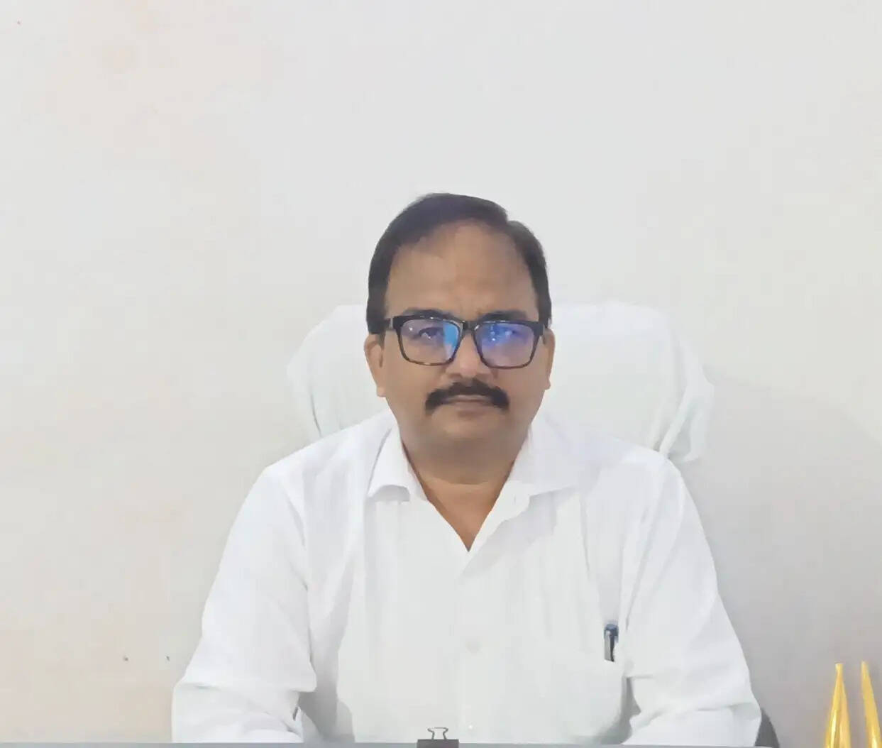 सहायक आयुक्त खाद्य द्वितीय धीरेंद्र प्रताप सिंह ने बताया कि यह व्यवस्था उपभोक्ताओं को मिठाई की ताजगी और उसके सेवन की सुरक्षित अवधि की जानकारी उपलब्ध कराने के उद्देश्य से लागू की जा रही है।