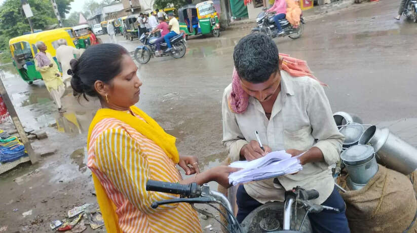 वाराणसी में खाद्य एवं पेय पदार्थों की जांच जारी