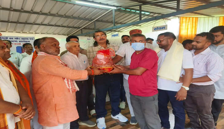 &nbsp;मीरजापुर में 151 टीबी मरीजों को मिला पोषण सहयोग, मंत्री हंसराज विश्वकर्मा ने की अभियान की सराहना