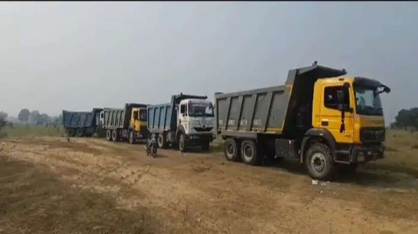 सहजनवां तहसील क्षेत्र में खनन माफियाओं का बढ़ता आतंक, प्रशासन अंकुश लगाने में नाकाम