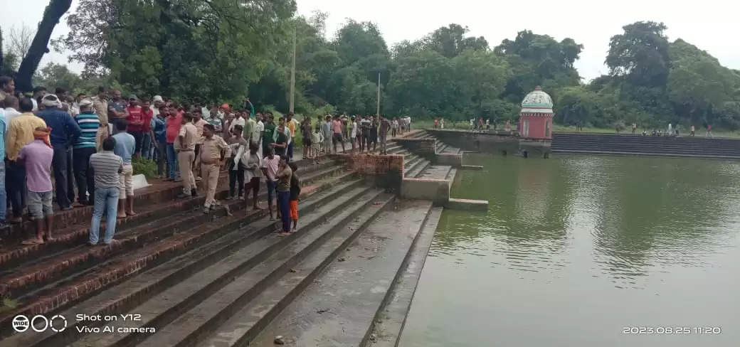 Ayodhya News: खपराडीह स्टेट के पक्के तालाब में कूद कर किशोरी ने किया खुदकुशी
