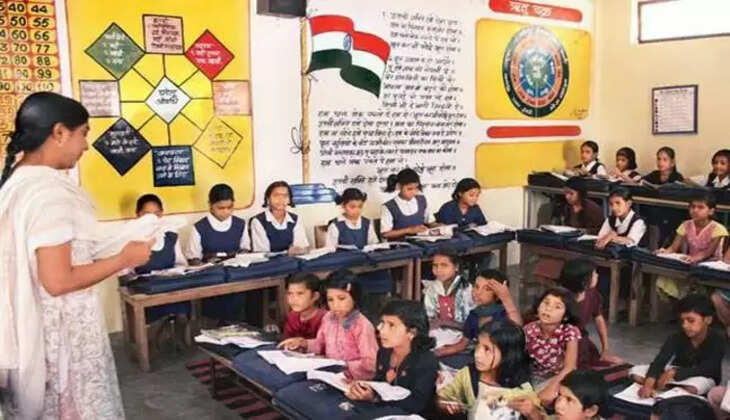 स्कूली शिक्षा की गुणवत्ता बढ़ाने में लगा शिक्षा मंत्रालय, छात्रों के प्रदर्शन के आधार पर शिक्षकों को मिलेगा विशेष ...