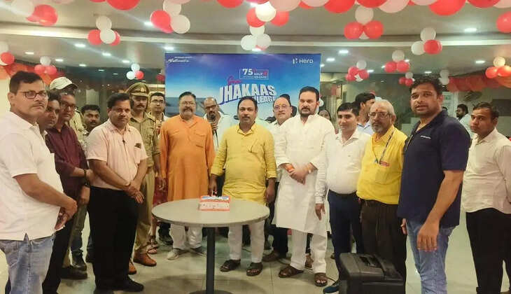 वाराणसी में Hero Super Splendor XTEC 2.0 की शानदार लॉन्चिंग, विशाल हीरो एजेंसी में हुआ भव्य उद्घाटन