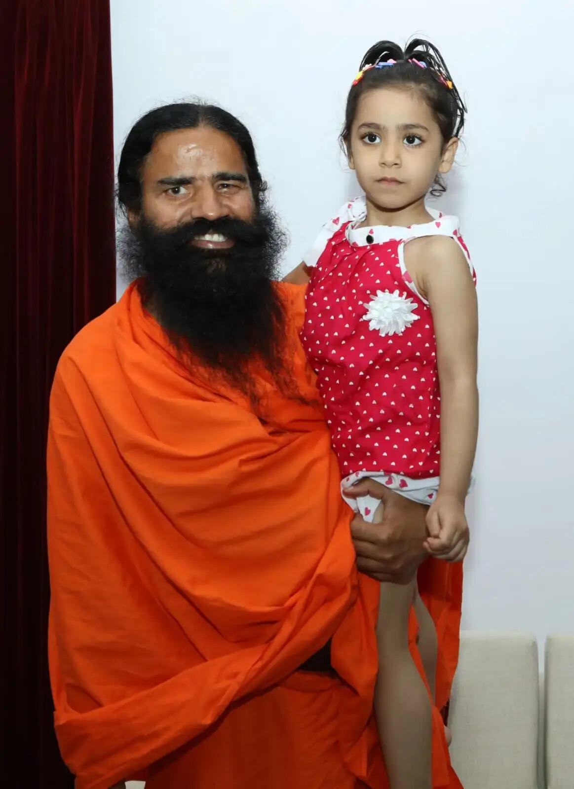 विश्व योग मंच पर चमका भारत का नाम, 8 वर्षीय वान्या शर्मा बनीं “ग्लोबल योग आइकन”