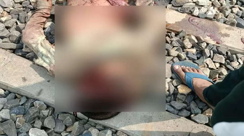 चंदौली में ट्रेन से कटकर एक युवक की मौत, कोचिंग करने आया था युवक