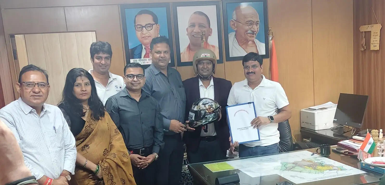 ‘संजीवनी बूटी मिशन’ की सबसे खास बात इसका प्रस्तावित ₹1 मॉडल है। योजना के मुताबिक यमुना एक्सप्रेसवे पर गुजरने वाले प्रत्येक वाहन के टोल में सिर्फ ₹1 के योगदान के जरिए इस रेस्क्यू सुविधा को संचालित करने का प्रयास किया जाएगा।