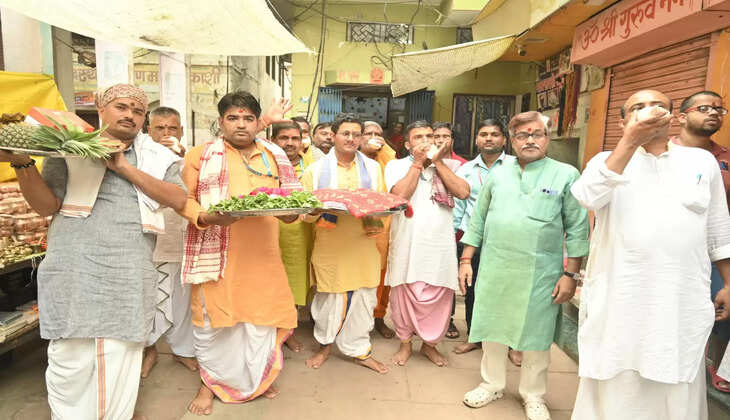 वाराणसी में शक्तिपीठ माता विशालाक्षी का प्राकट्य दिवस एवं हरियाली श्रृंगार, श्री काशी विश्वनाथ मन्दिर न्यास ने भेंट की श्रृंगार सामग्री