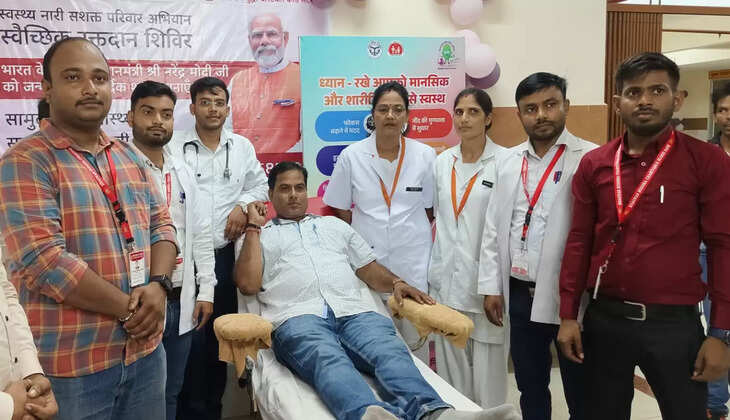 वाराणसी में प्रधानमंत्री नरेंद्र मोदी के जन्मदिवस पर स्वैच्छिक रक्तदान शिविर का आयोजन