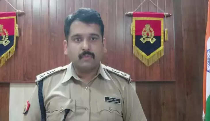 चंदौली पुलीस अधीक्षक ने करीब दो दर्जन आरक्षियों के कार्य क्षेत्र में किया बदलाव