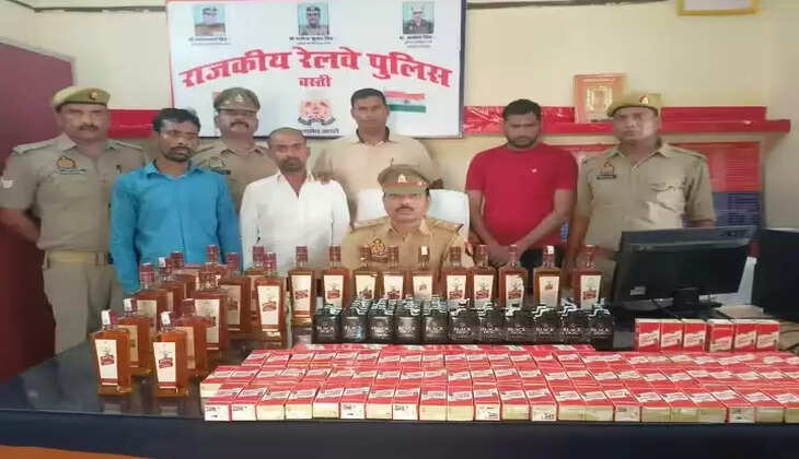 शराब तस्करी करने वाले गिरोह का भंडाफोड़, एसी कोच में छुपाकर ले जाते थे बिहार
