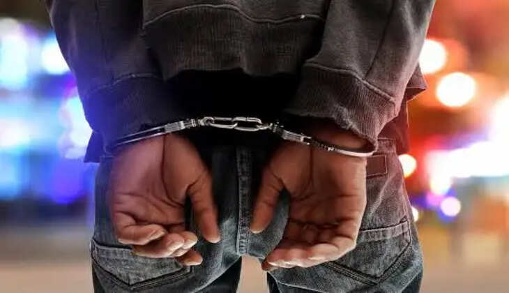 नमो घाट पर कैप्टन बनकर घूम रहा युवक गिरफ्तार, एयर शो के दौरान पुलिस ने की कार्रवाई