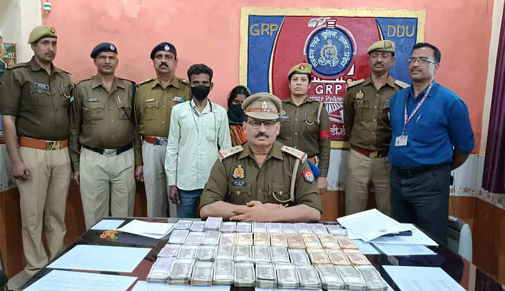 Chanduli News:&nbsp;11 लाख 50 हजार नगदी बरामद दो गिरफ्तार