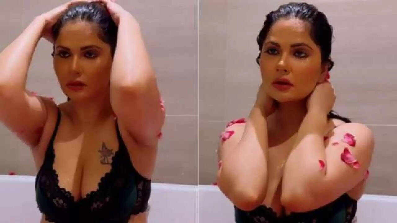 Aabha paul video viral: आभा पॉल ने पार की बोल्डनेस की सारी हदें, एक्ट्रेस का ऐसा अवतार देख फेंस हुए पानी-पानी...