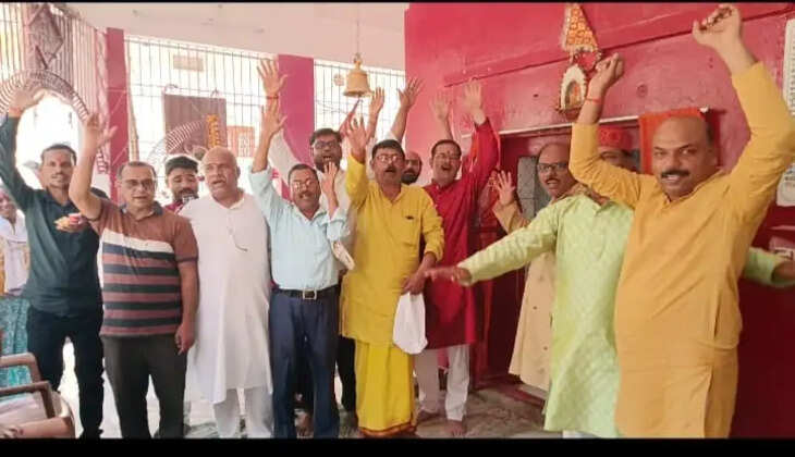 वाराणसी फुलवरिया में रामनवमी के अवसर पर दुर्गा माता मंदिर में भव्य कार्यक्रम
