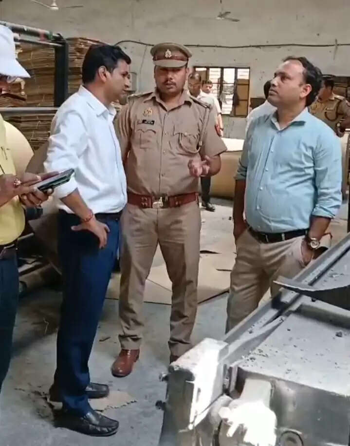 गीडा फैक्ट्री में हुए विस्फोट की जांच करने पहुंची छ सदस्यीय टीम, अवैध तरिके से संचालित हो रही थी फैक्ट्री