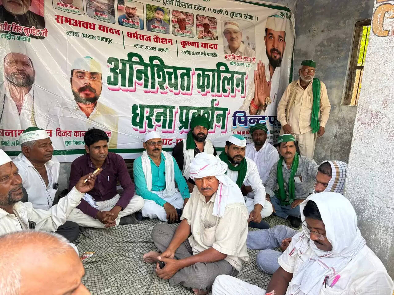 चंदौली: 3 दिन के धरने के बाद किसानों की जीत, सरया गांव में बढ़ाई गई ट्रांसफार्मर की क्षमता