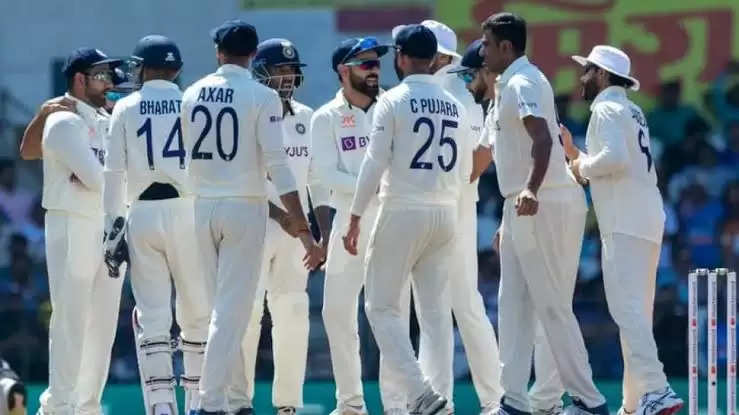 कमाल की बात ये है कि भारत पहली वर्ल्ड टेस्ट चैम्पियनशिप के फाइनल में भी पहुंचा था, जहां उसे न्यूजीलैंड ने हराया था. अब दूसरी टेस्ट चैम्पियनशिप के फाइनल में भारत पहुंचा है और इस बार न्यूजीलैंड की वजह से ही यह संभव हुआ है. अगर न्यूजीलैंड यह मैच हार जाता तो टीम इंडिया का फाइनल में पहुंचना मुश्किल था.