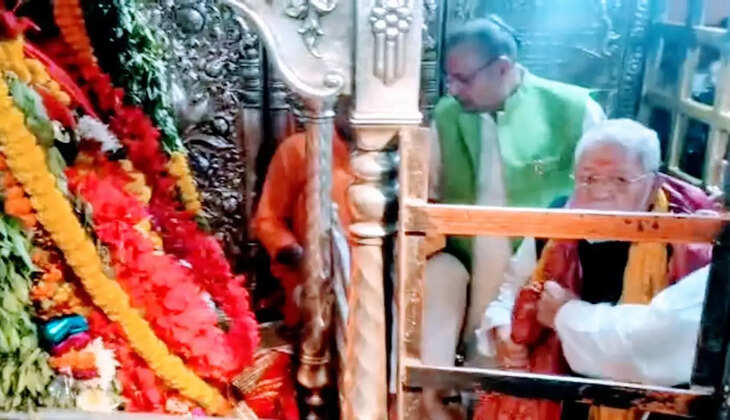 राजस्थान के गवर्नर कलराज मिश्रा ने मां विंध्यवासिनी के धाम में टेका मत्था