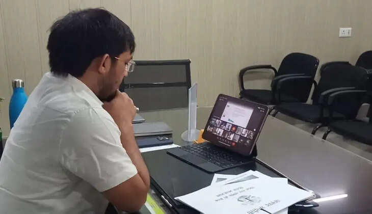 डीएम की अध्यक्षता में हुई संयुक्त बैठक, स्वच्छता और हरियाली पर जोर
