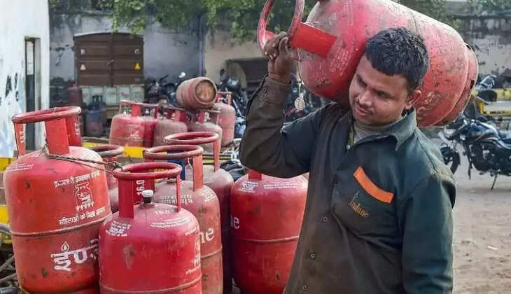 lpg gas cylinder price:&nbsp;खुशखबरी!&nbsp;1000 रुपये सस्ता मिल रहा है गैस सिलेंडर,&nbsp;ऐसे करें Gas Cylinder की&nbsp; Booking
