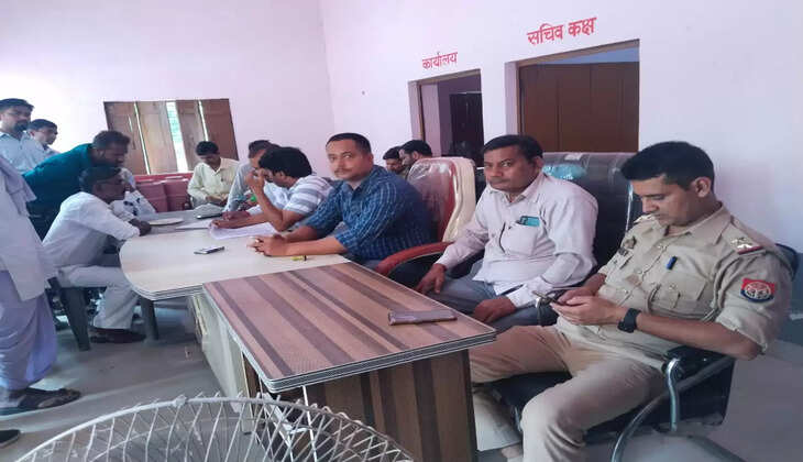 Ayodhya News:&nbsp;गीता देवी बनी सांसद आदर्श गांव बरांव की कोटेदार विपक्ष पड़ा हैरत में