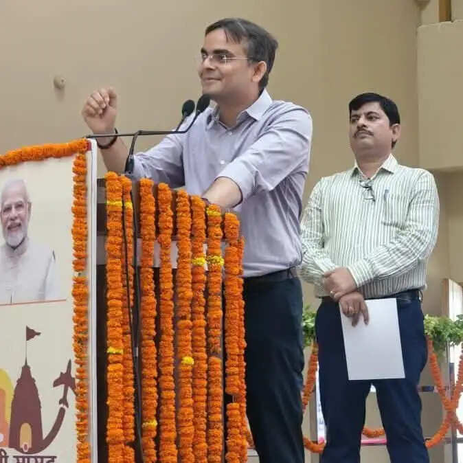 काशी की संस्कृति और पर्यटन को नई दिशा, सांसद टूरिस्ट गाइड प्रतियोगिता संपन्न