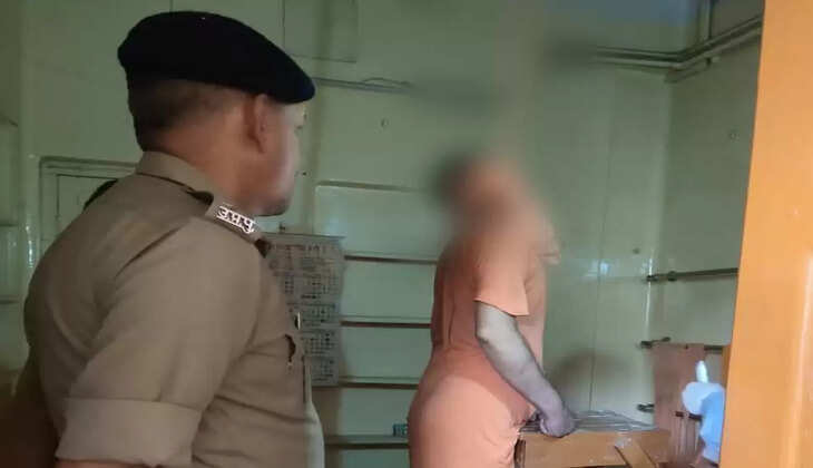 वाराणसी कौड़िया अस्पताल में स्वामी अजितानंद ने फाँसी लगाकर की आत्महत्या