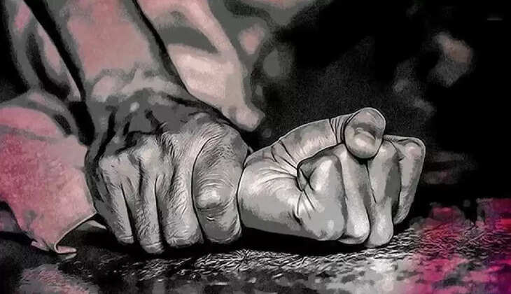 Varanasi News: वाराणसी में मासूम बच्ची के साथ दुष्कर्म,&nbsp;बेटी का शव देखकर कांप गए परिजन
