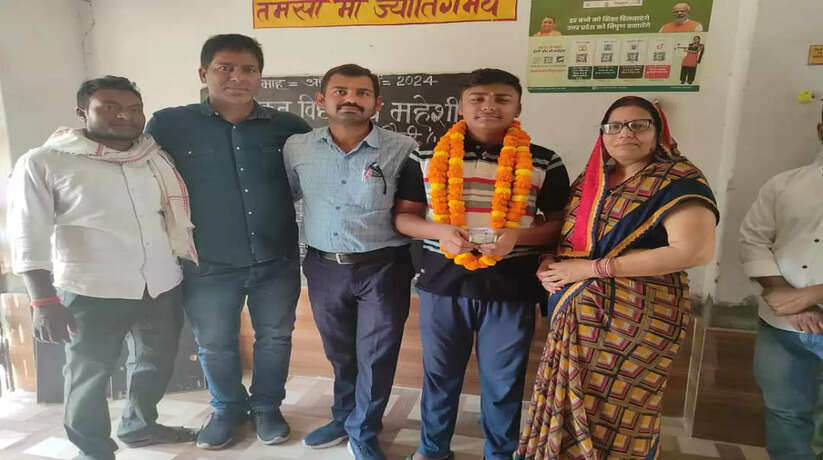 Chanduli News: नमन ने बढ़ाया विद्यालय का मान,हाईस्कूल परीक्षा 94 प्रतिशत के साथ किया उत्तीर्ण