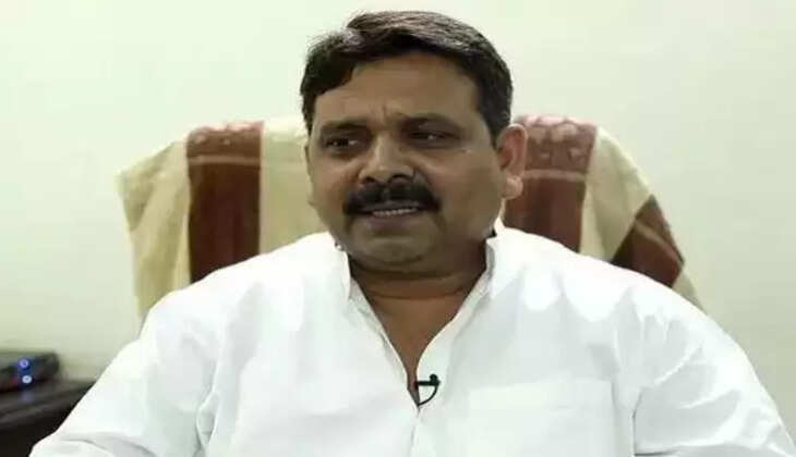 वाराणसी में मंत्री रविंद्र जायसवाल ने कहा- किसी भी होटल व्यवसायी का उत्पीड़न नहीं होने देंगे