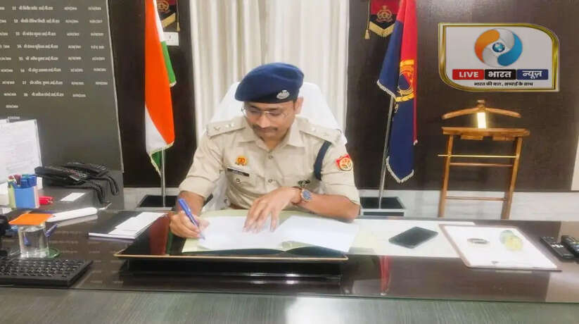 चंदौली के नए एसपी आकाश पटेल ने संभाला कार्यभार, कानून-व्यवस्था को लेकर दिए सख्त निर्देश