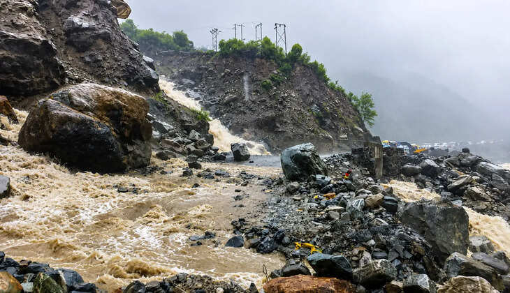 &nbsp;देश के कई राज्यों में बारिश का कहर, पहाड़ों पर भारी वर्षा और तेज हवाओं की चेतावनी