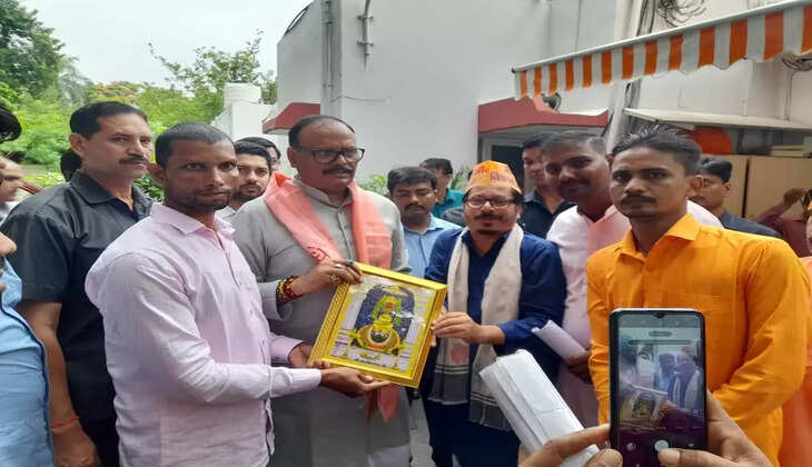 अयोध्या: सामुदायिक स्वास्थ्य केंद्र बीकापुर में व्याप्त अनियमितता का मामला