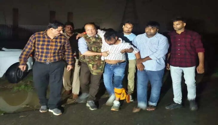 Varanasi news: पुलिस और बदमाशों&nbsp;में मुठभेड़,एक आरोपी को लगी गोली,&nbsp;दूसरा मौके से फरार...