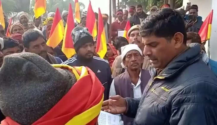 Chandauli Samachar: प्रदेश अध्यक्ष को पीटने वाले दारोगा को चंदौली&nbsp;एसपी ने किया लाइन हाजिर