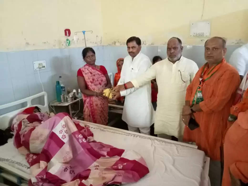 वाराणसी: भाजपा जिलाध्यक्ष हंसराज विश्वकर्मा ने सेवा पखवारा के दौरान आयोजित नि:शुल्क स्वास्थ्य शिविर का किया उद्घाटन