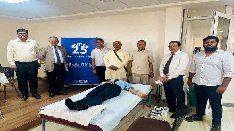 आईटीएम कॉलेज में हमारा परिवार गोरखपुर इकाई के संयुक्त तत्वावधान में रक्तदान शिविर का सफल आयोजन