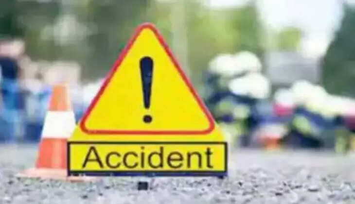 अनियंत्रित बाइक से गिरकर युवक घायल, मंडलीय अस्पताल रेफर