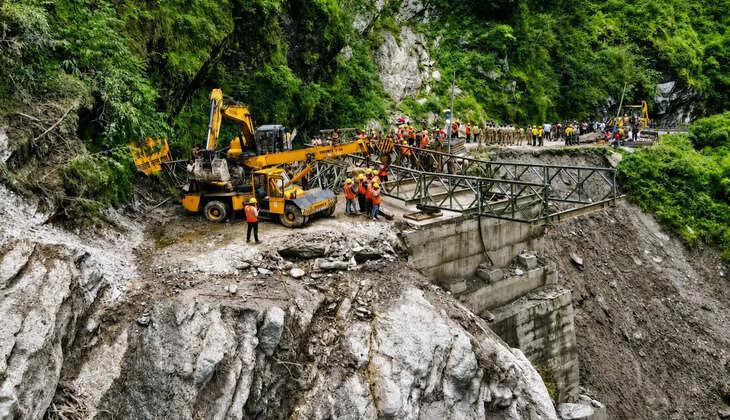 उत्तरकाशी में भारी बारिश का कहर, गंगोत्री और यमुनोत्री मार्ग बंद