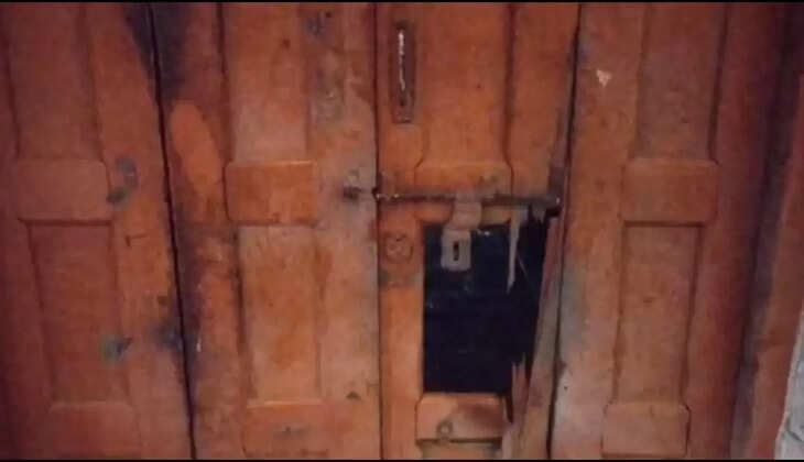 चन्दौली में देसी बम से&nbsp;धमाका सुनकर पहुंची पुलिस, चुनावी जीत को लेकर पटाखा छोड़ने की भी चर्चाएं तेज, जांच में जुटी पुलिस