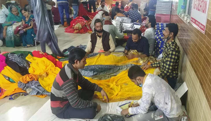 माता फैब्रिक्स द्वारा झाझा में लगन महोत्सव आयोजित, व्यापारियों को मिला स्कीम का भरपूर लाभ