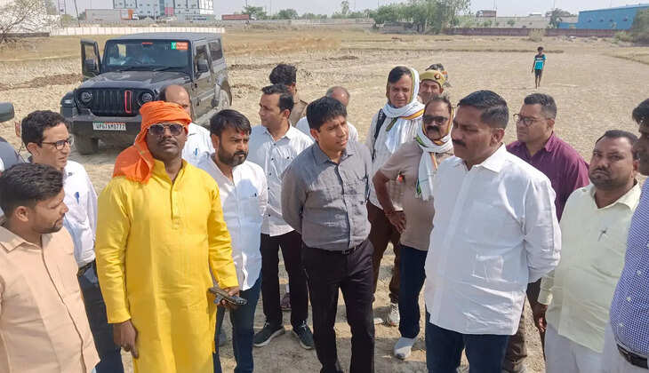 Mughalsarai Tehsil Building, Ramesh Jaiswal, Maheva Gram Sabha, New Tehsil Building, Chandauli News, Land Inspection, Tehsil Construction Project, BJP MLA