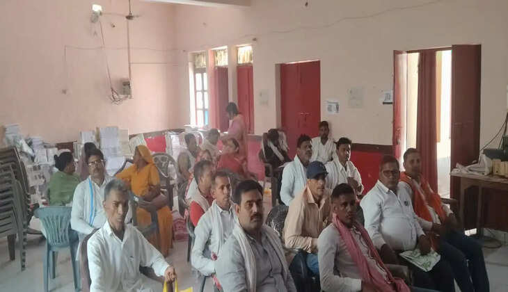 बरहनी ब्लॉक संसाधन केंद्र में हुई बैठक, प्रेरकों ने मानदेय भुगतान जल्द पूरा करने की उठाई मांग