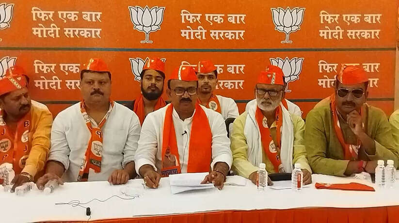 Varanasi News: मोदी को जिताने के लिए ही नहीं. देश की मजबूती के लिए करें वोट