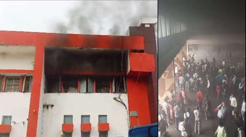Chandauli News: चन्दौली डीडीयू जंक्शन पर लगी आग, प्लेटफार्म पर मची अफरा-तफरी